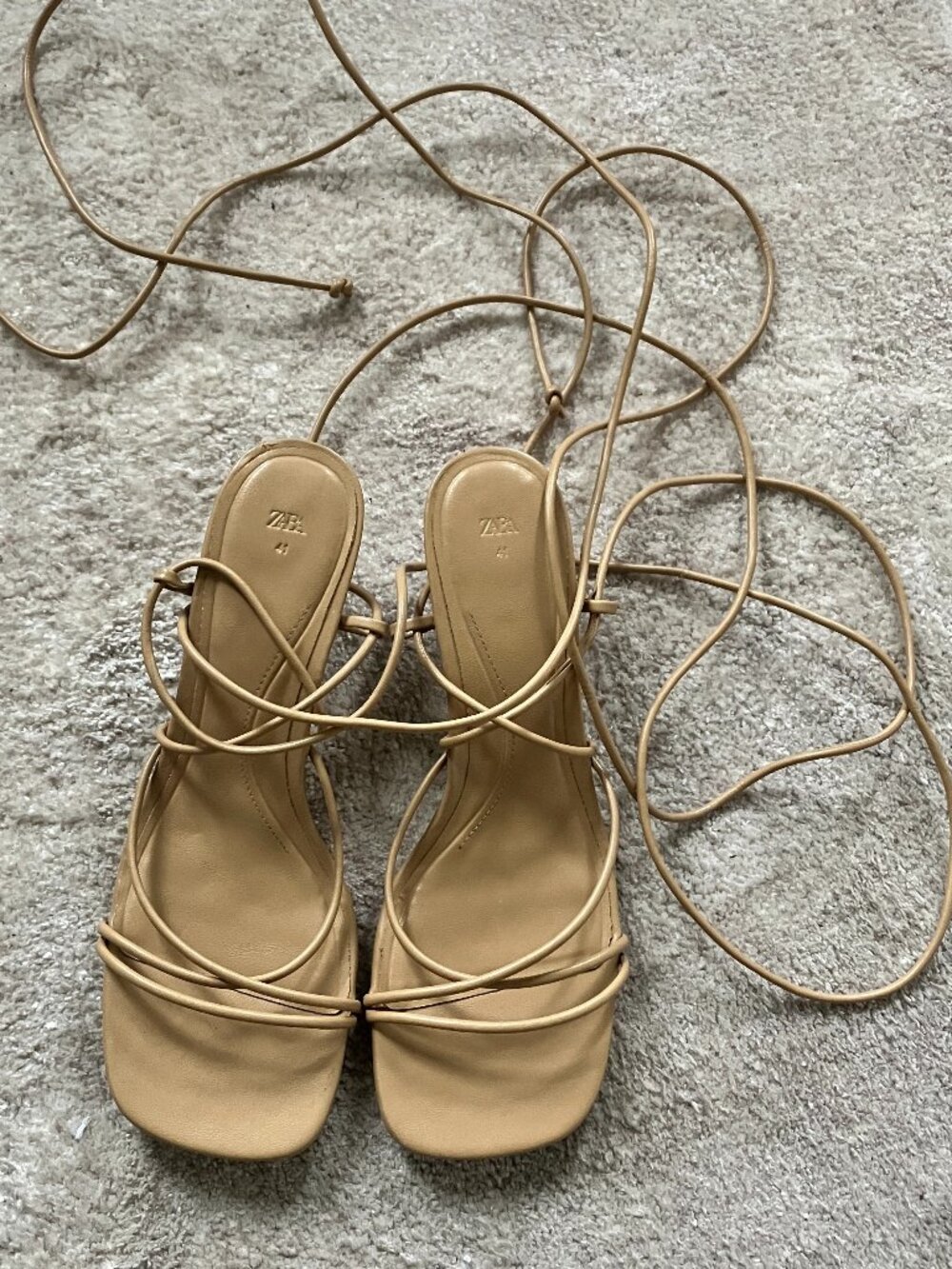 ZARA NUDE LACE UP LEG KITTEN HEEL SANDAL